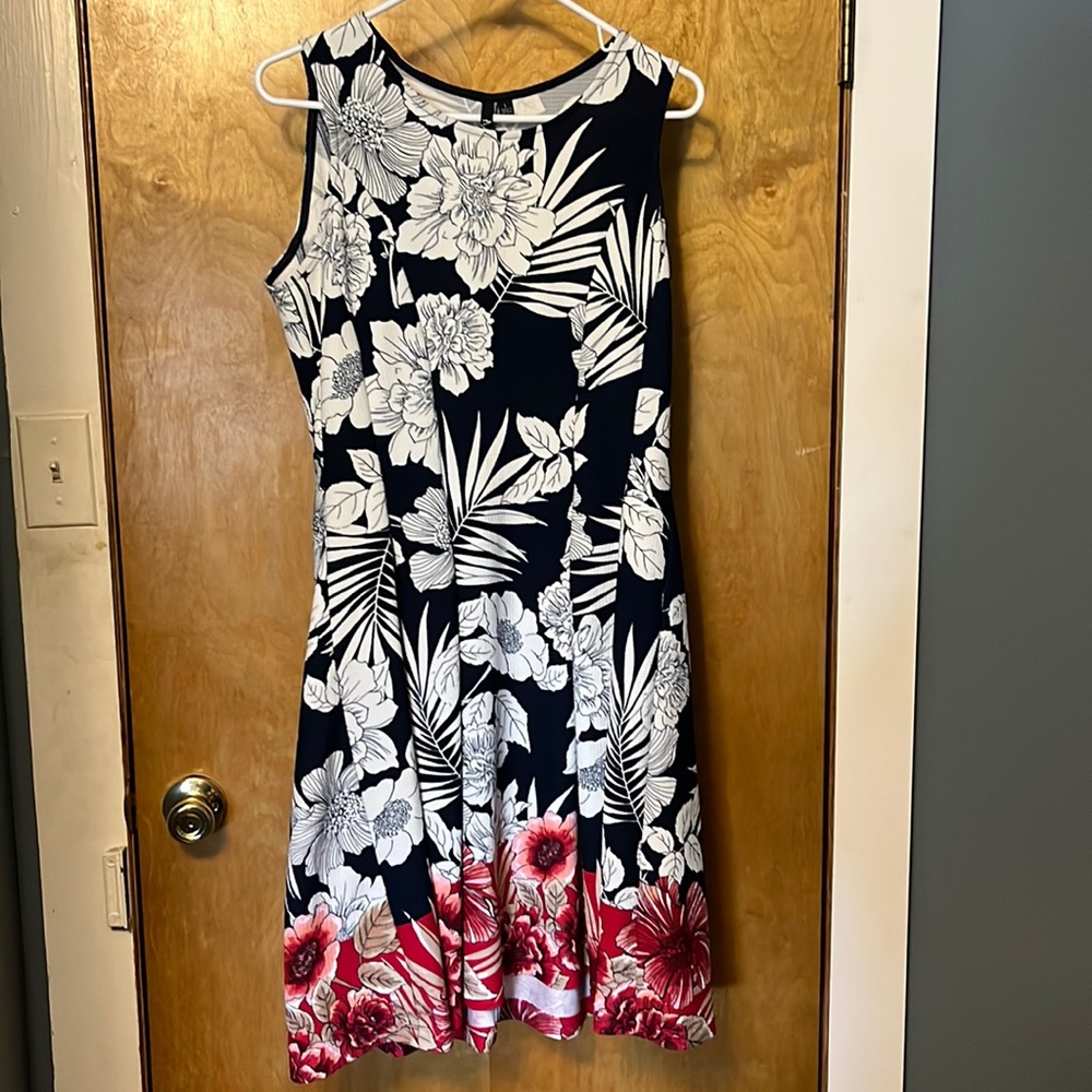 Patriotic sleeveless dress, navy and red